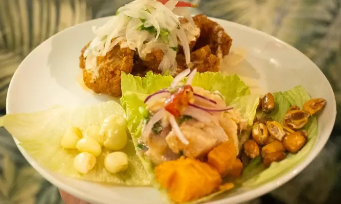 Menú peruano para 2 o 4 personas con bebidas y postres