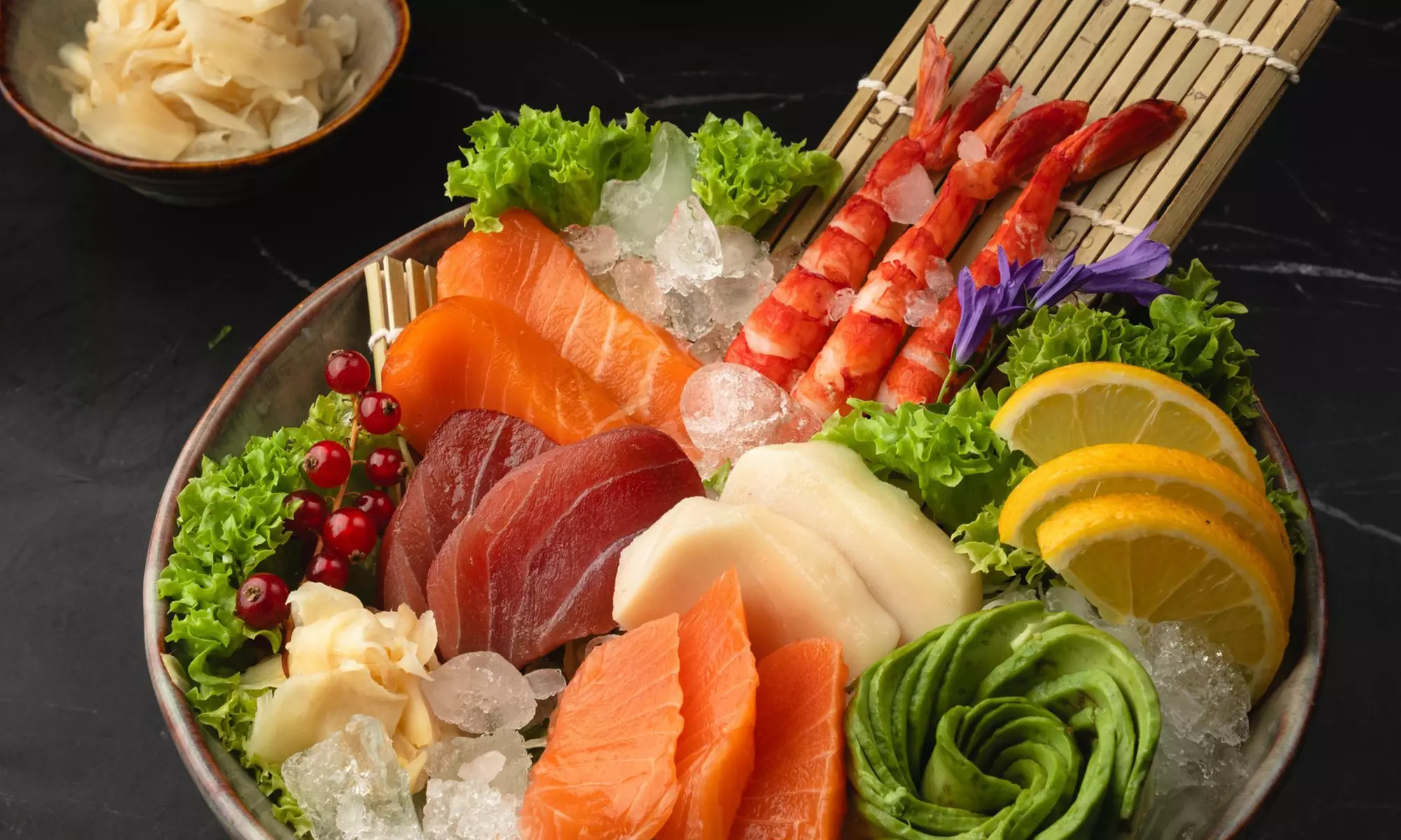 Asiatisch-Thailändisches 2-Gänge-Menü nach Wahl für 2 oder 4 Personen