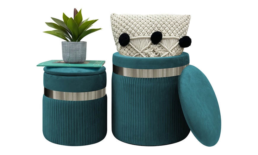 Image 6: Coppia di pouf in velluto