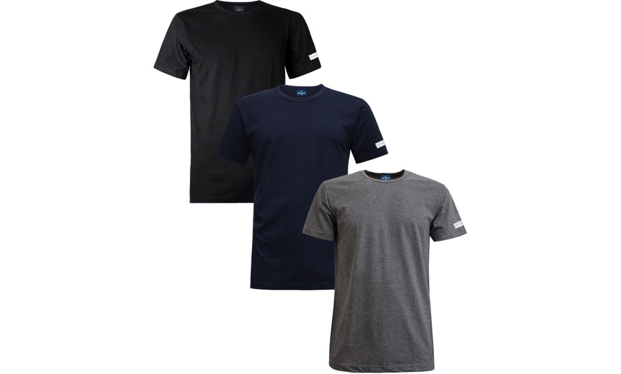 Image 13: Lot de 3 débardeurs, t-shirts à col rond ou à col V Navigare