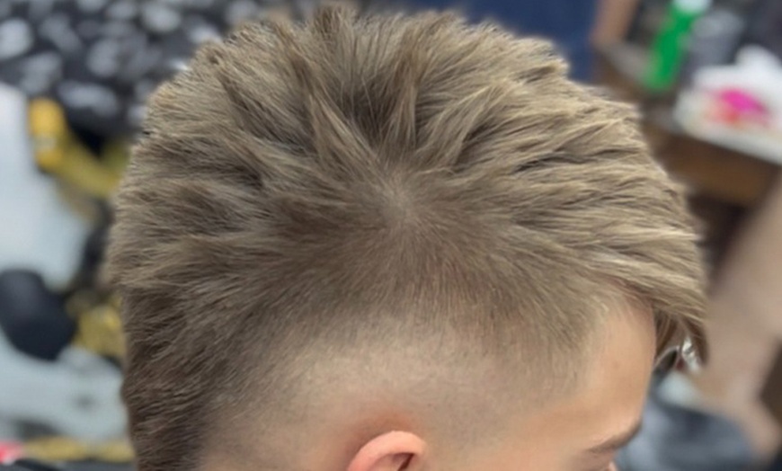 Image 6: Upgrade Your Look with Haircut & Beard Trim Package