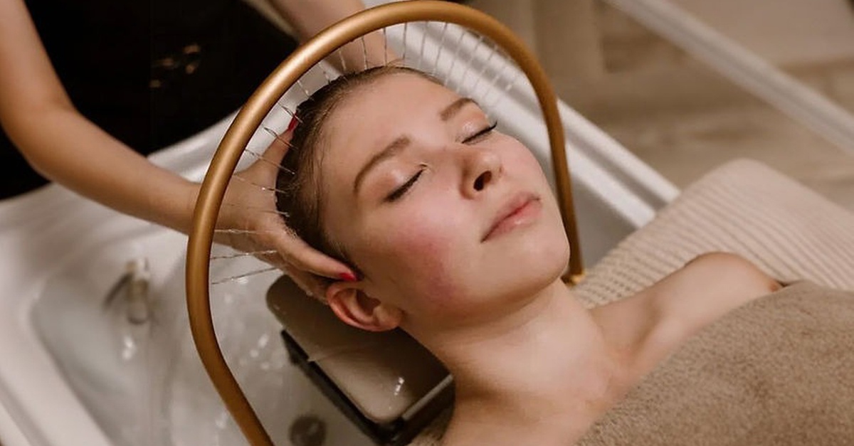 Ritual de Head Spa con masaje corporal en Madrid