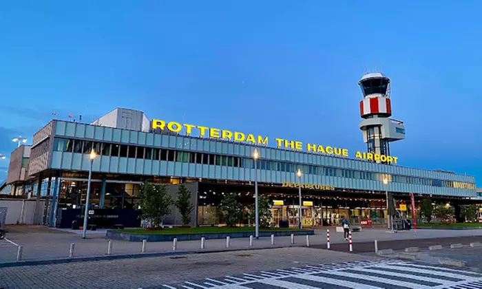 Zorgeloos parkeren bij Rotterdam Airport: met comfort én service