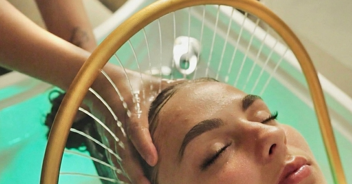 Ritual head spa con masaje y cuidado del cuero cabelludo en Cádiz