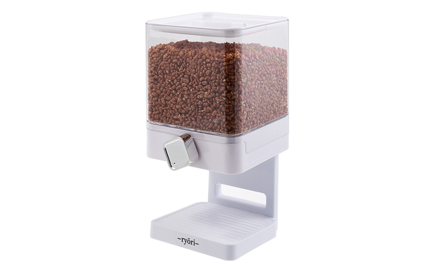 Image 2: Cereal Dispenser