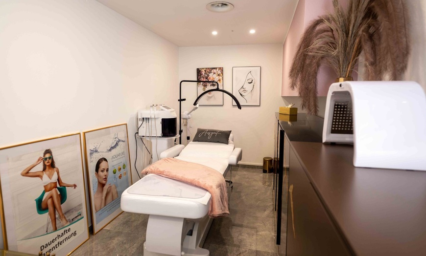 Image 20: 1-3x 30 Min. Electromagnetic Sculpting-Behandlung inkl. Beratung
