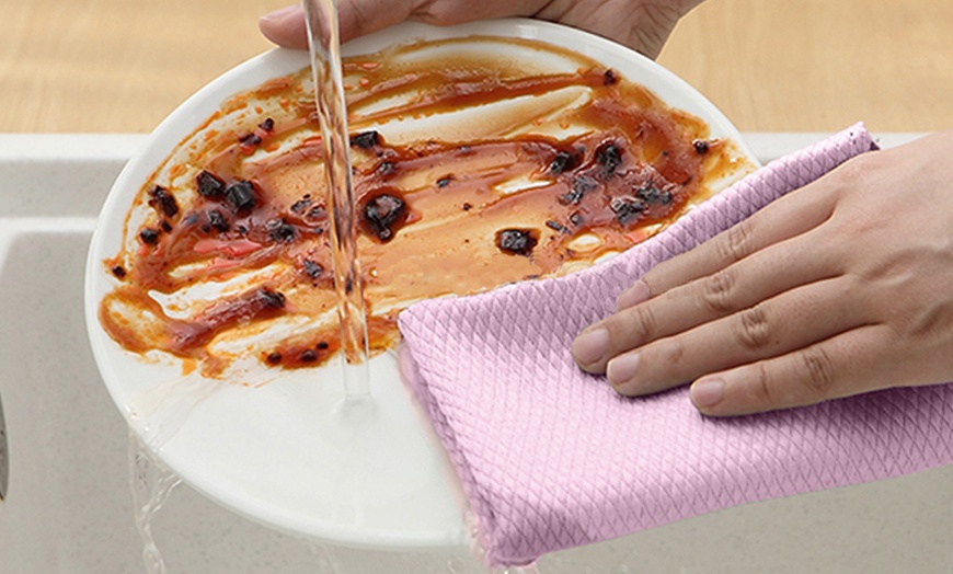 Image 2: Piece Cleaning Cloths