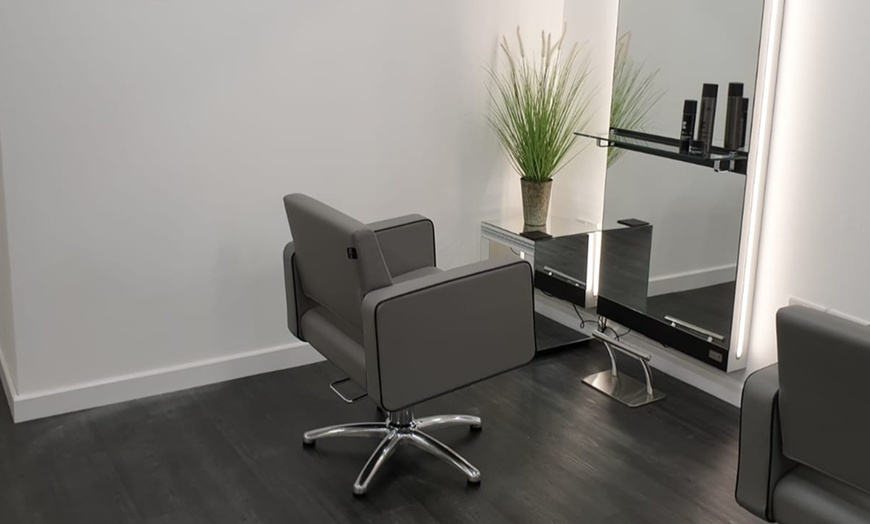 Image 1: Get Gorgeous Hair with Wash, Cut, Blowdry & Conditioning Treatment