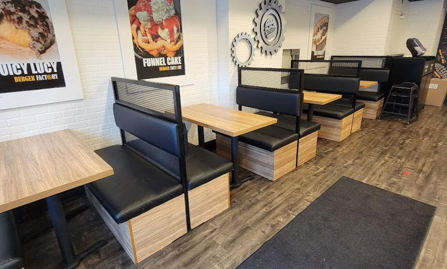 Image 9: Couple Meals, Family Sharing Feasts, Party Packs / Food & Drink Credit