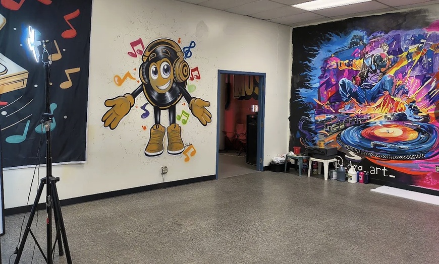 Image 3: Up to 40% Off Admission - Explore the Vibrant History of DJing