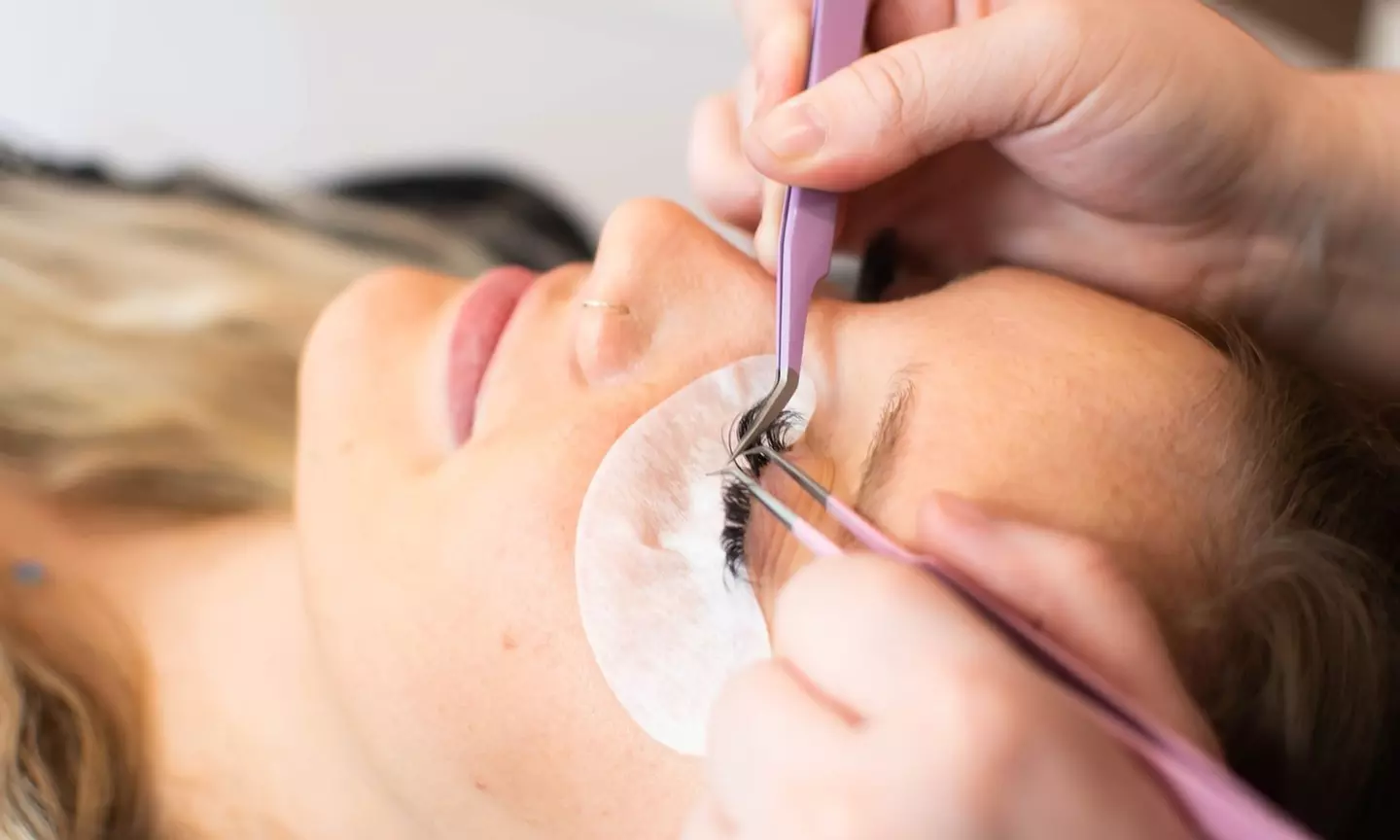 One Full Set of TrueXpress™, Classic or True Volume Eyelash Extensions