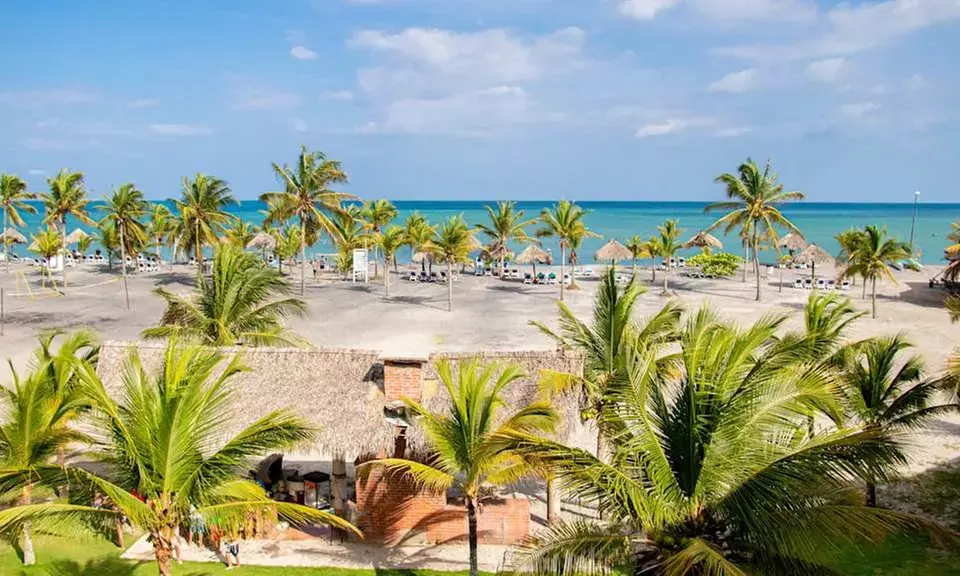 ✈5-Night Panama Vacation with Air & Hotels from Travel by Jen