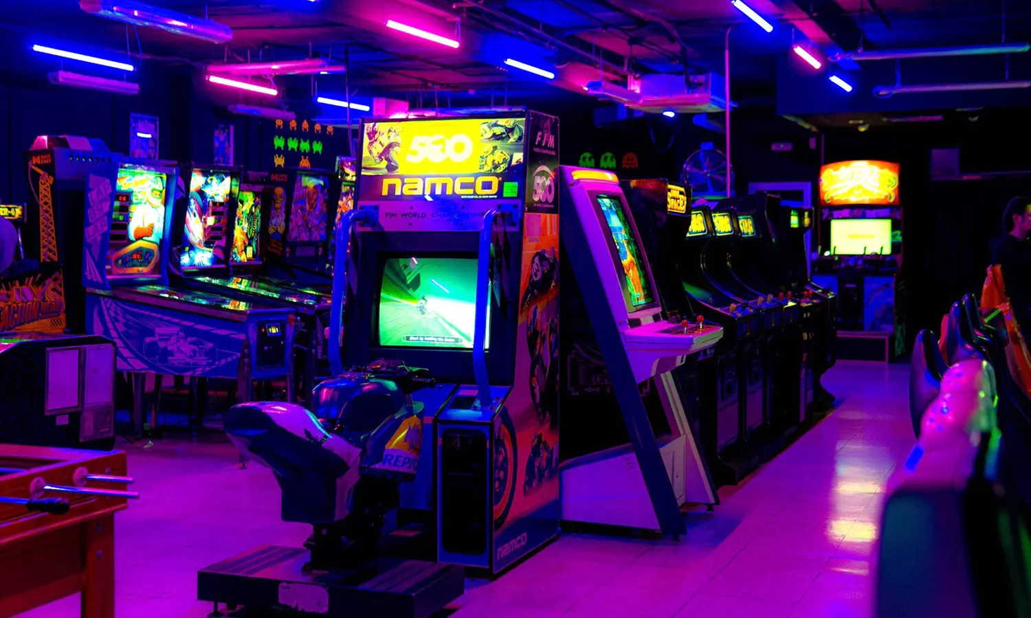 Pase o descuento del 10 % para evento en sala de recreativos retro