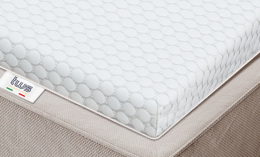 Image 4: Topper in memory foam