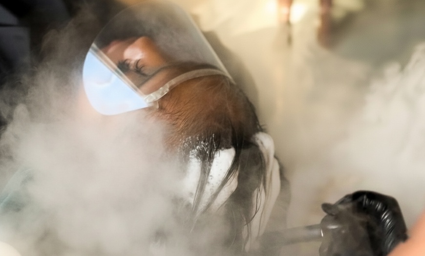 Image 3: Head Spa: 45-Min Empress Express, 60-Min Grand Suave, or 90-Min Crown Royale at Crowns Head Spa (Up to 33% Off)