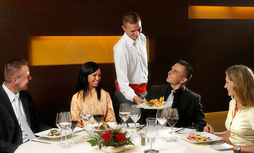 Image 10: Gdynia: 2-5 nocy z wyżywieniem HB dla 2 osób