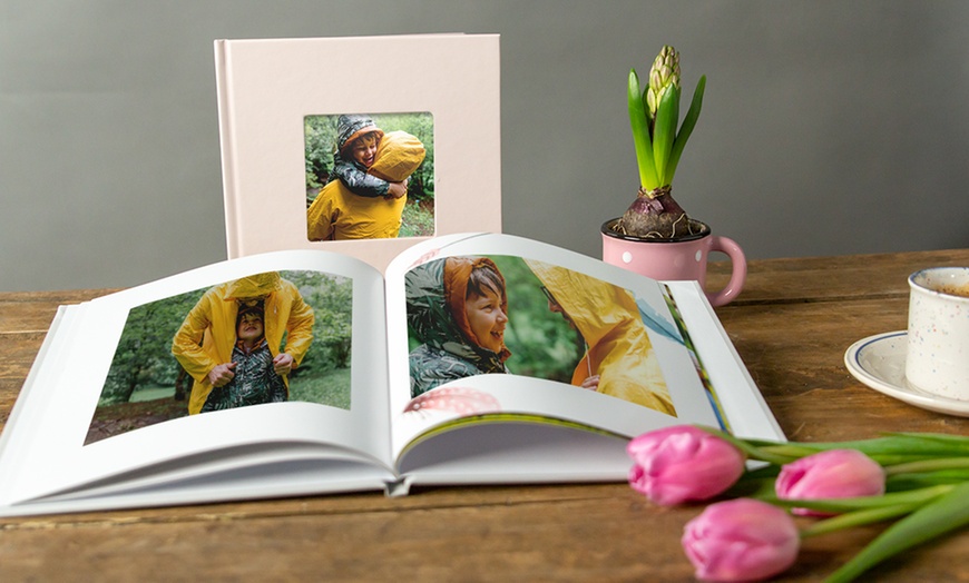 Image 7: One or Two Photobook Exclusive from Colorland IE