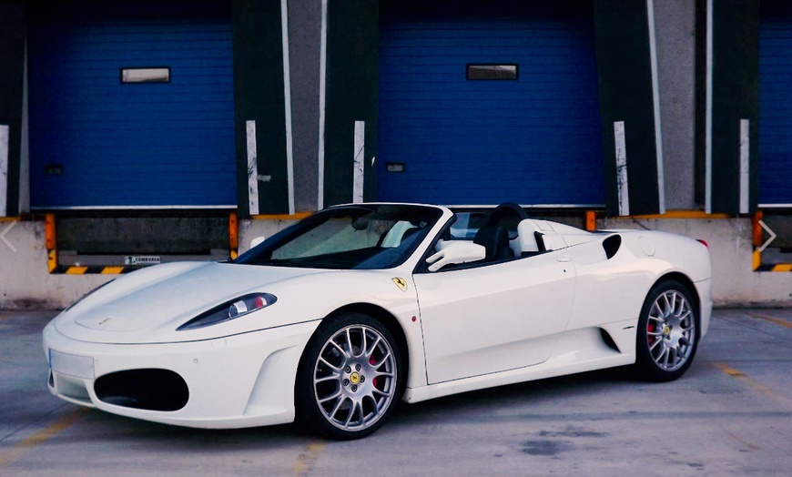 Image 3: Experiencia de conducción de coche deportivo con distancia a elegir