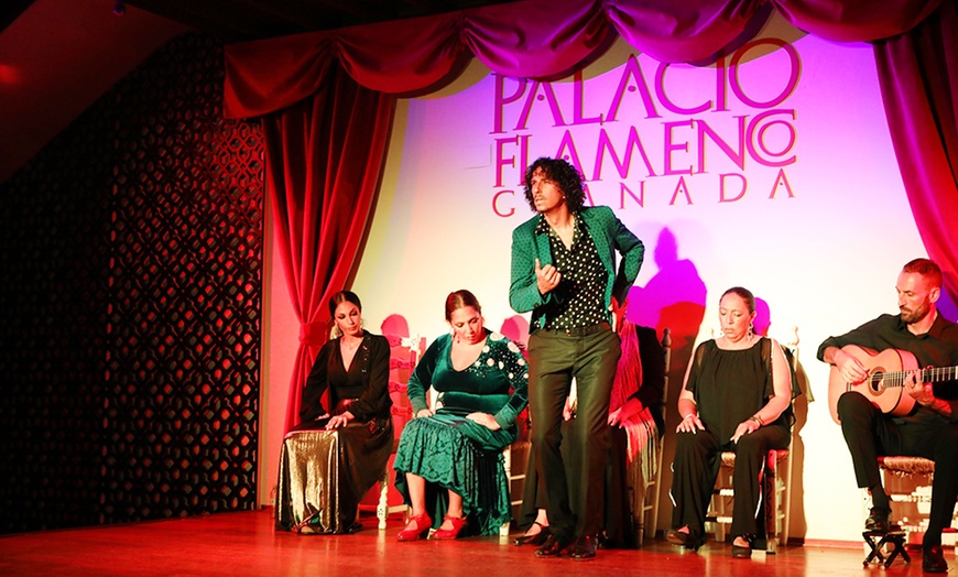 Image 8: Entrada a espectáculo flamenco para 2 o 4 en el corazón del Albaicín