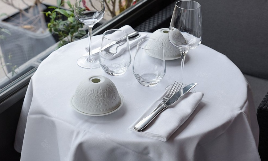Image 2: Éveil des papilles : menu dégustation bistronomique en 6 temps