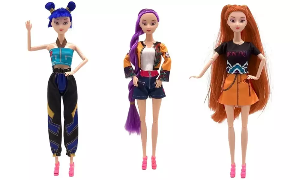 Ensemble de 3 poupées articulées en vinyle inspirées du groupe féminin K-Pop Demon Hunters - Primary Image