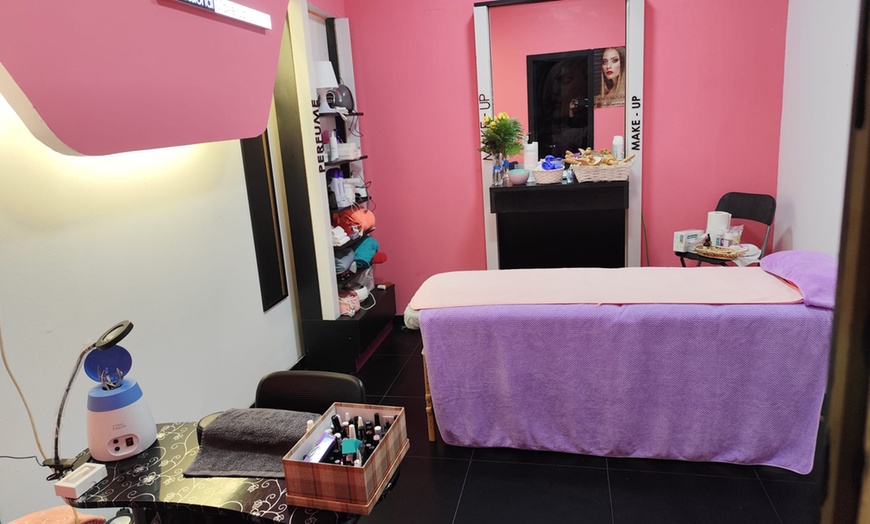 Image 2: 1 o 2 sesiones de maderoterapia facial con limpieza y exfoliación