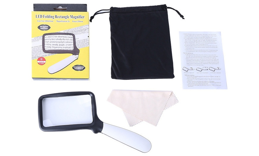 Image 7: Foldable Magnifying Glass with LED light