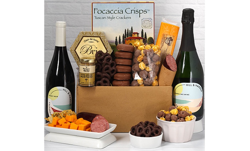 Image 3: Decadent Christmas Chocolate Treats & Gifts from FTD.com Up to 44% Off  