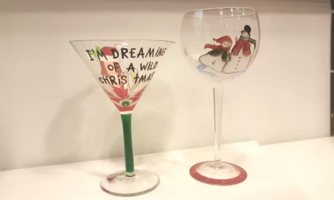 Holiday Wine Glass Painting Class – Create Custom Gifts!