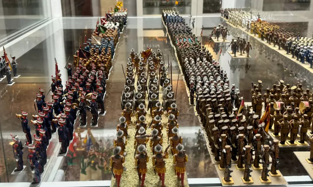 Entrada individual o en grupo al Museo de Miniaturas para hasta 6