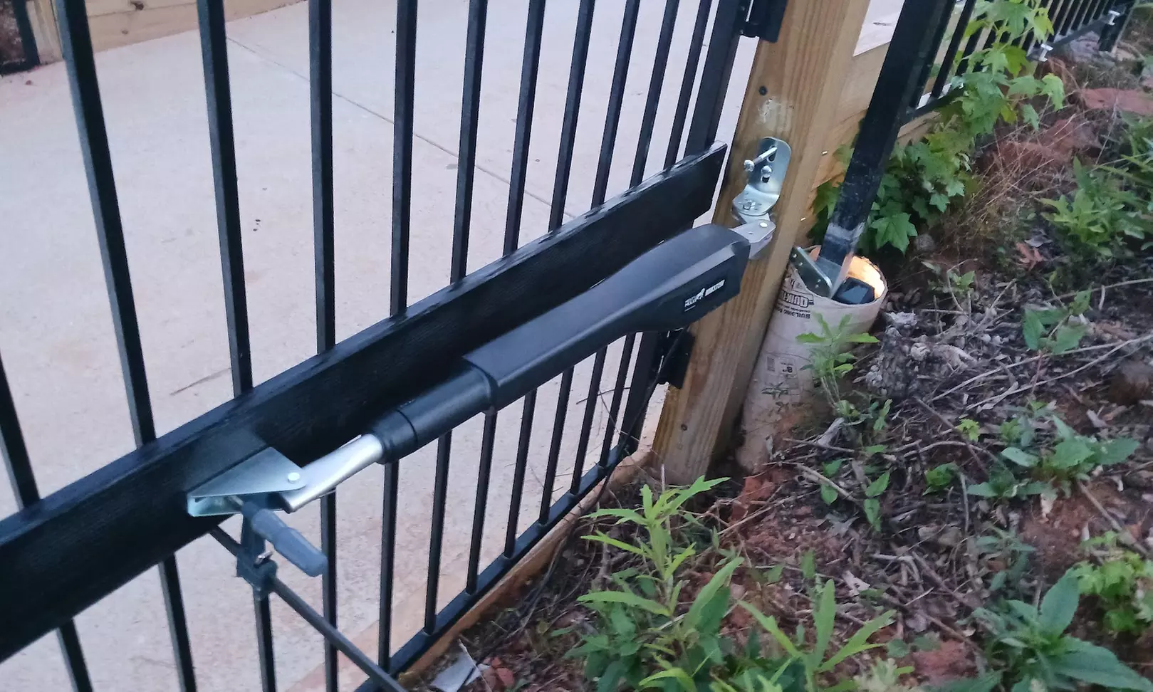 3 or 4 Hours of Automatic Gate Maintenance, Repairs, & More