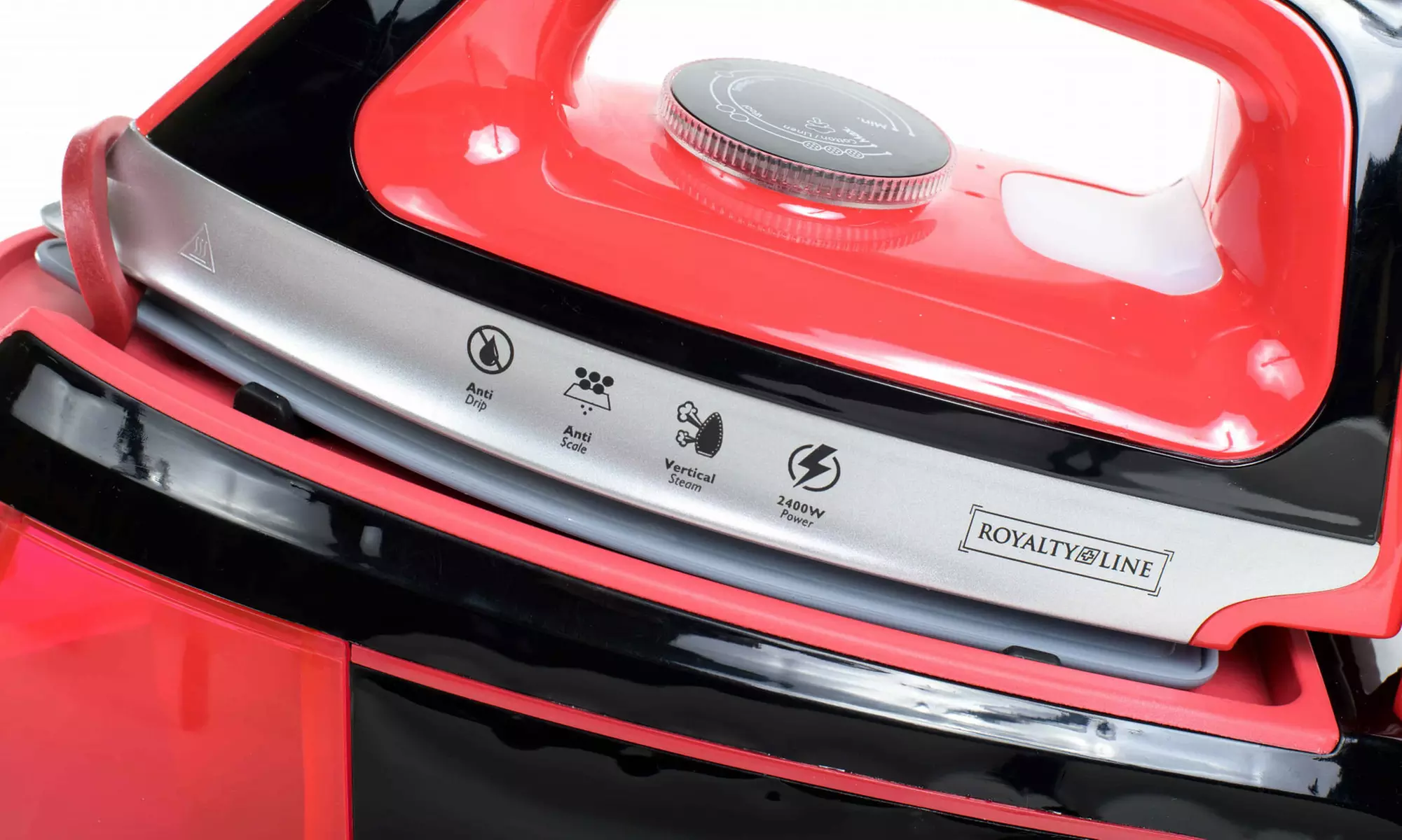 Centrale vapeur 2300 W rouge de Royalty Line