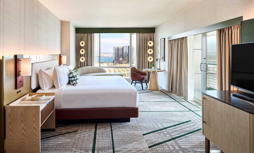 Image 11: Member's Only: 4-Star Omni Hotel in San Diego's Gaslamp Quarter