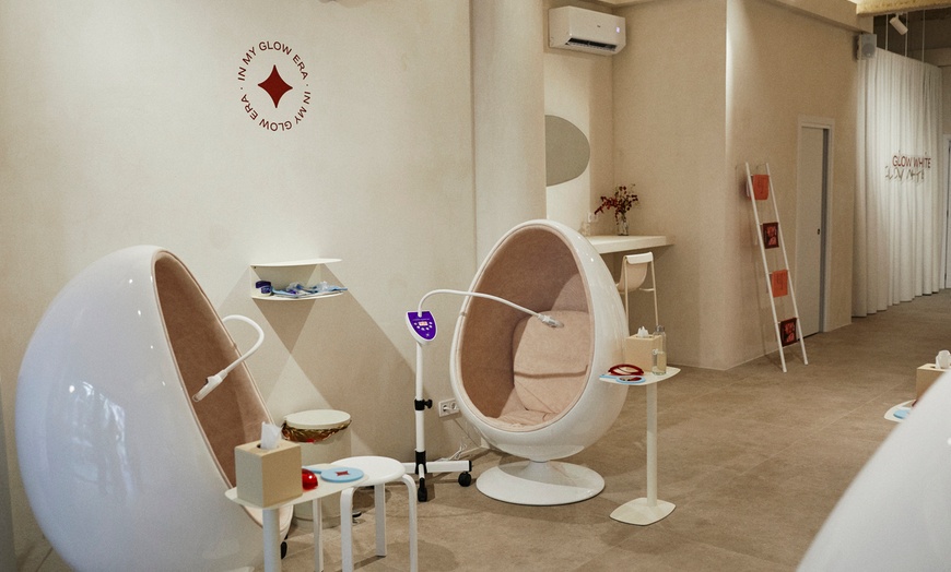 Image 8: Tratamiento blanqueador con gel de un mes y luz LED con férula