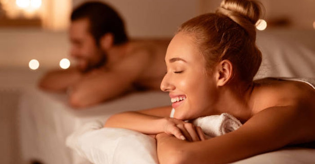 Ritual de masaje en pareja con aromaterapia en Alicante