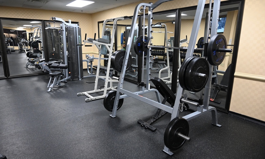 Image 18: Member-Only Deal: Atrium Hotel & Suites DFW