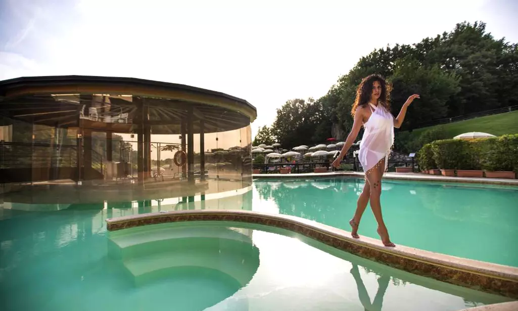 Maremma 4*: 1 o 2 notti in monolocale con mezza pensione e Spa