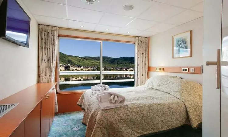 ✈ 7-Day European Vacation with 3 or 4-Night Rhine River Cruise & Air