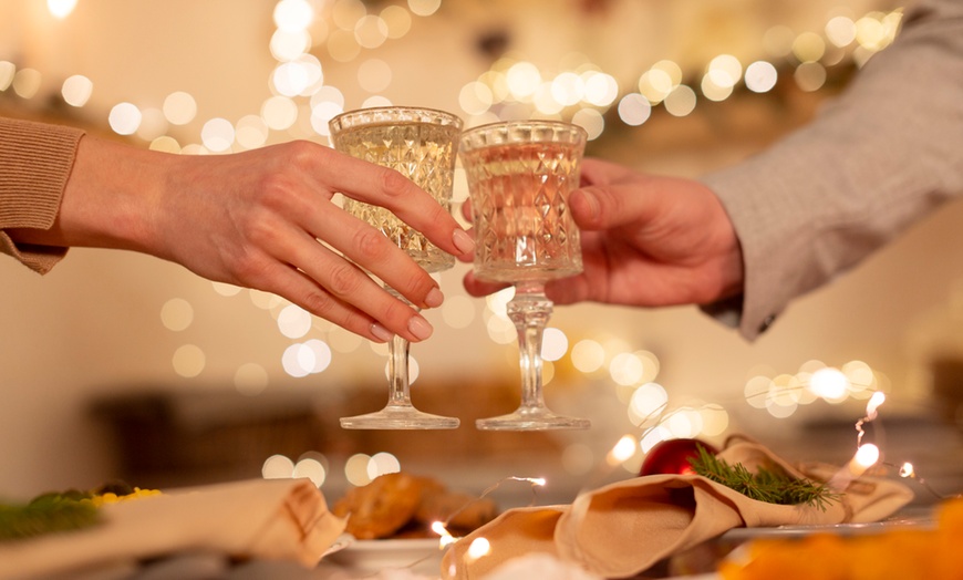 Image 3: Christmas Eve Buffet Dinner with Soft Beverages for 1 Child and More