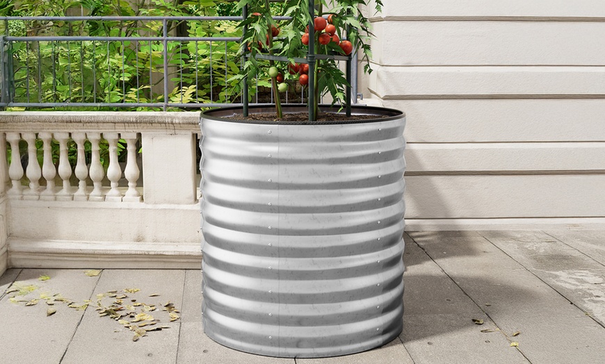 Image 9: Round Open-Bottom Galvanized Steel Raised Garden Bed
