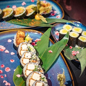 Zestaw wegetariański (24 sztuki) - Hakuto Sushi