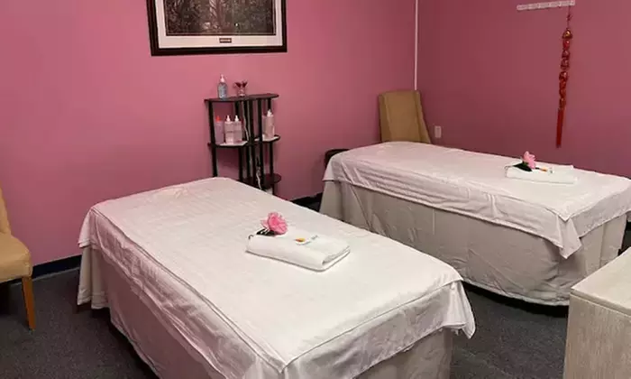Enjoy One 60, or 90-Min Swedish Massage with Hot Stones! 