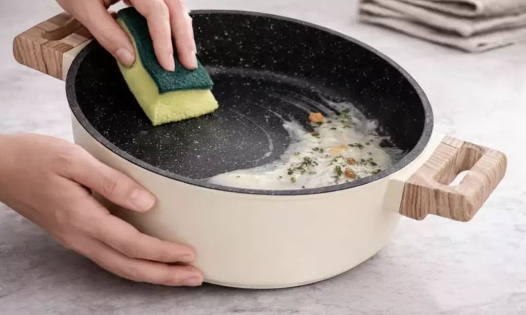 Juego de ollas con tapas de cristal de Just Perfecto