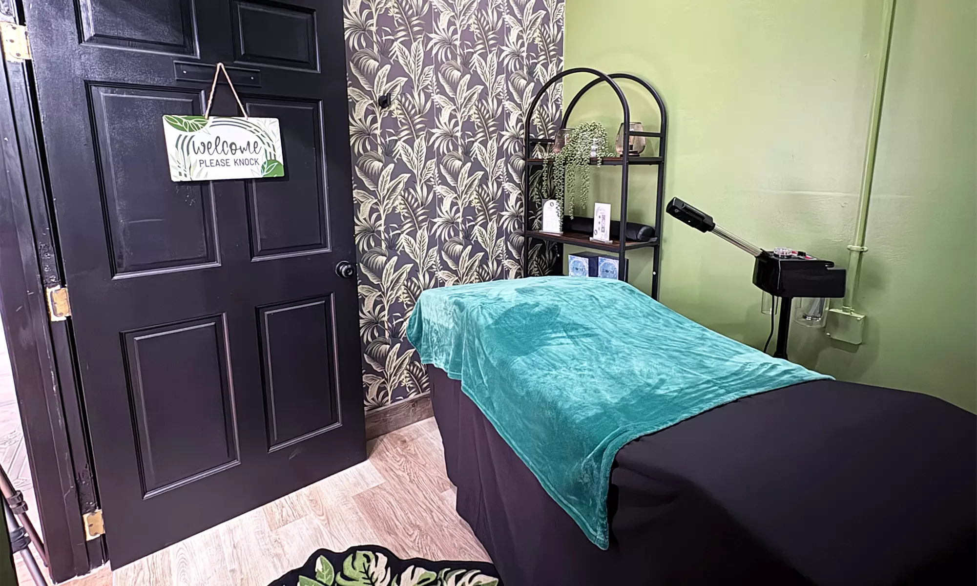 Achieve Smooth Skin with 1, 3, or 5 Brazilian/Bikini Wax (30-Min)