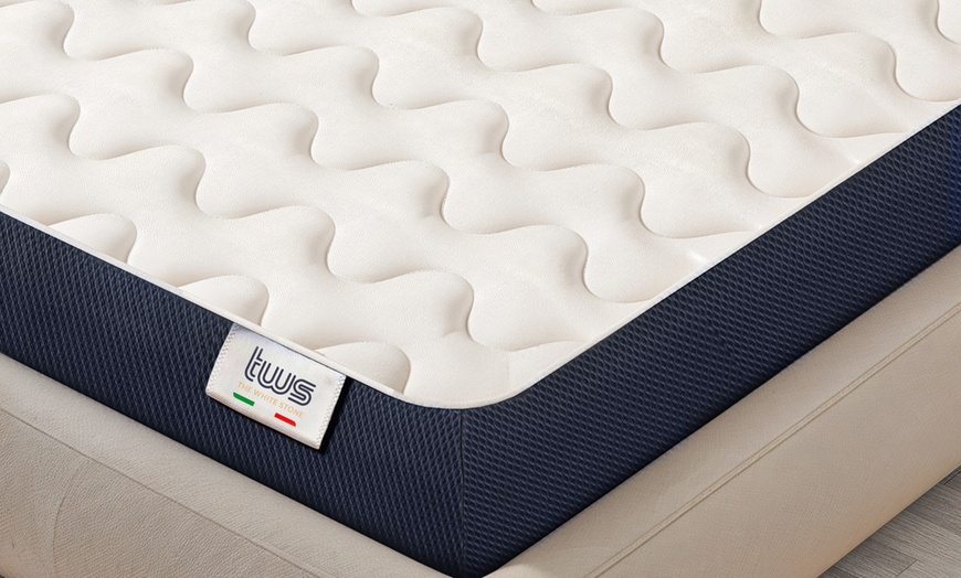 Image 3: Materasso in waterfoam ipoallergenico