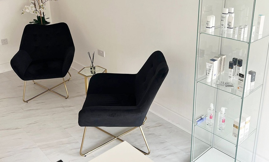 Image 5: Laser Hair Removal – 6 Sessions for Small to XL Areas
