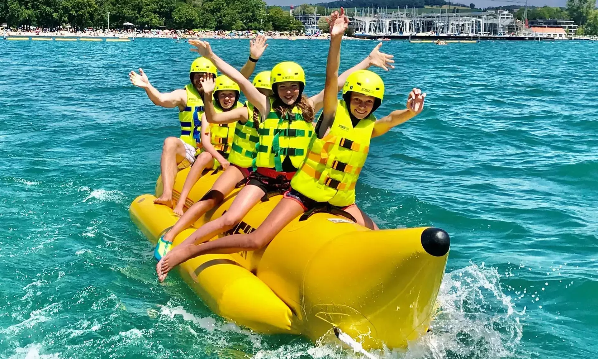 Gemeinsam über die Wellen jagen:. Banana-Ride am Bodensee für 2, 4 oder 6 Personen (bis zu 45% sparen) - Primary Image