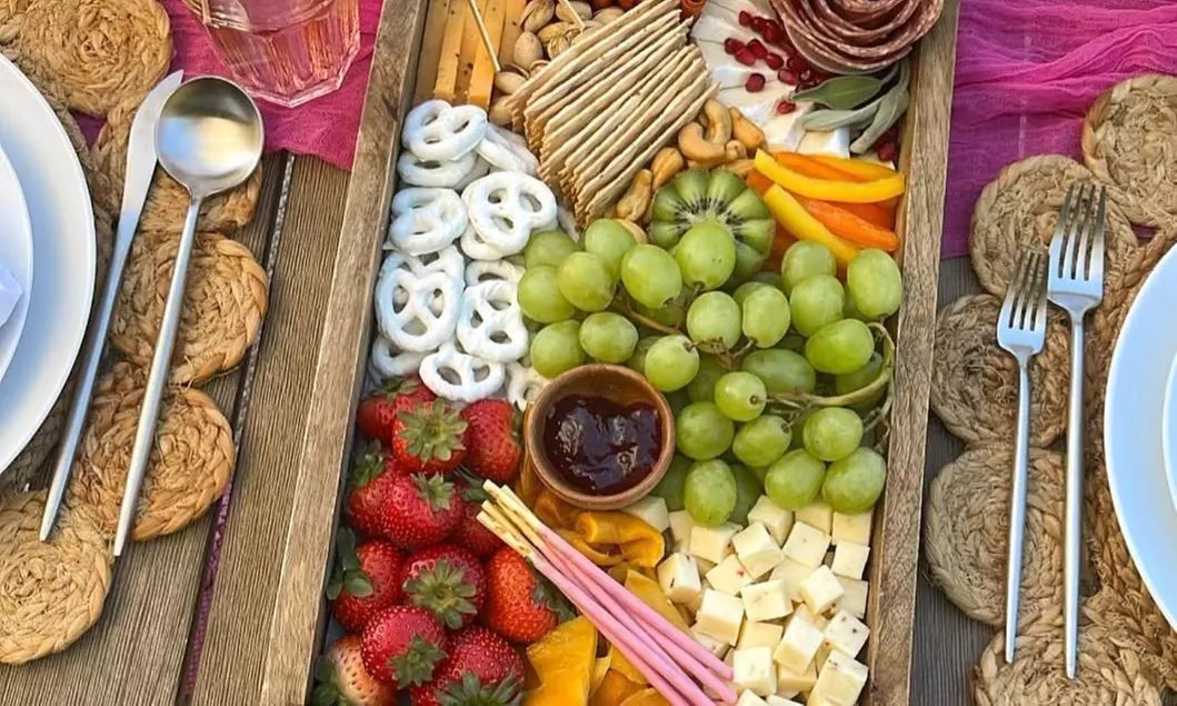 Luxury Floating Picnic for Two at Hallandale Beach