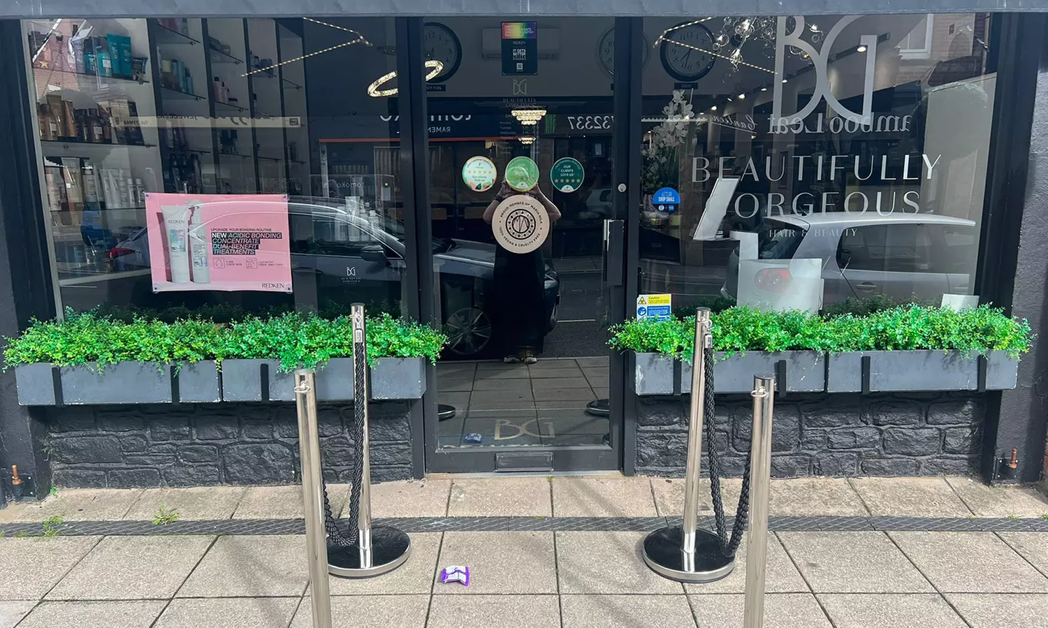 Express Gel Manicures, Pedicures, & BIAB Nails for a Flawless Finish