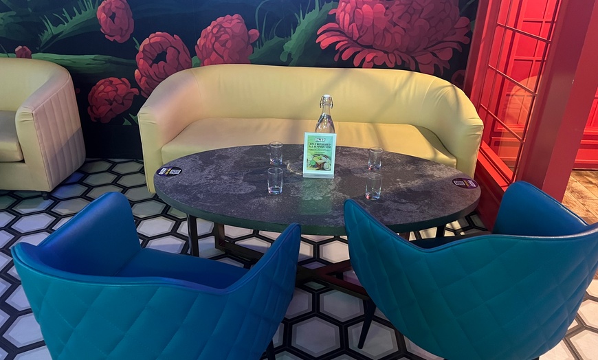 Image 7: Up to 25% Off Helicopter Ride/Lounge Tour at Las Vegas Cannabis Tours